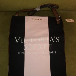 Victoria’s Secret crossbody NWT